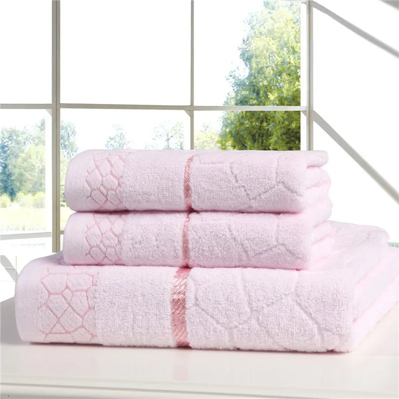 3-Piece 100% Cotton Towel Set - Pink Geometric Design