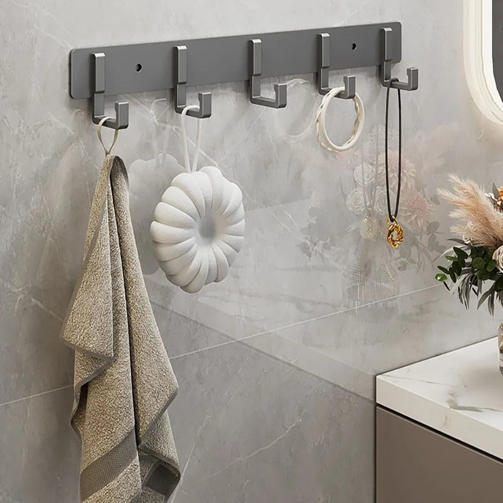 Wall mounted towel bathroom